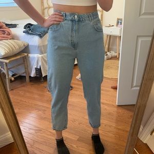 Pull & Bear High Waisted Mom Jean